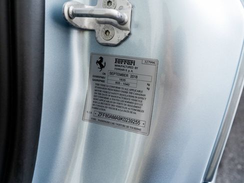 Used 2019 Ferrari 488 Spider image 52