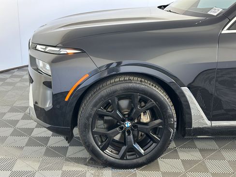 Used 2023 BMW X7 xDrive40i w/ Executive Package image 9