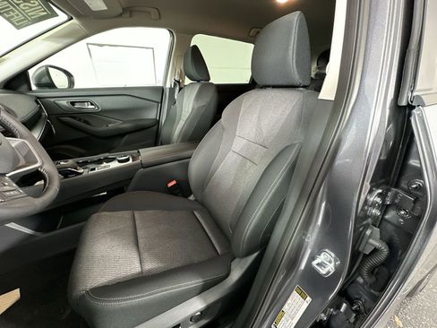 New 2026 Nissan Rogue SV AWD/4WD image 11