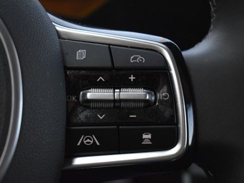 Used 2025 Kia Sorento S AWD/4WD image 21