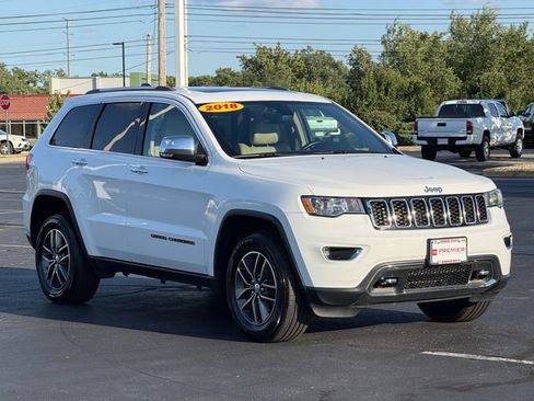 Used 2018 Jeep Grand Cherokee Limited AWD/4WD image 9