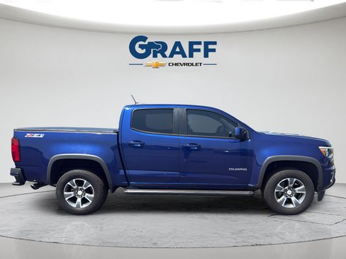 Used 2015 Chevrolet Colorado Z71 AWD/4WD image 9