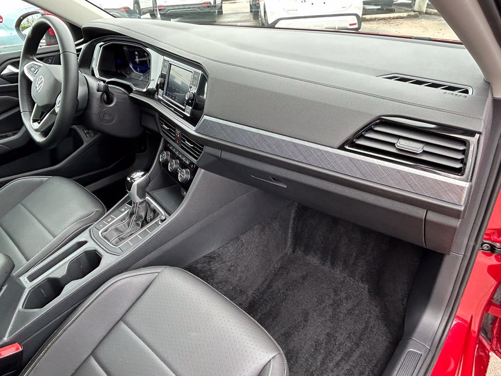 Used 2023 Volkswagen Jetta SE w/ Panoramic Sunroof Package FWD image 36