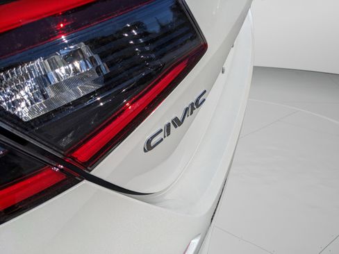 Used 2023 Honda Civic EX-L image 40