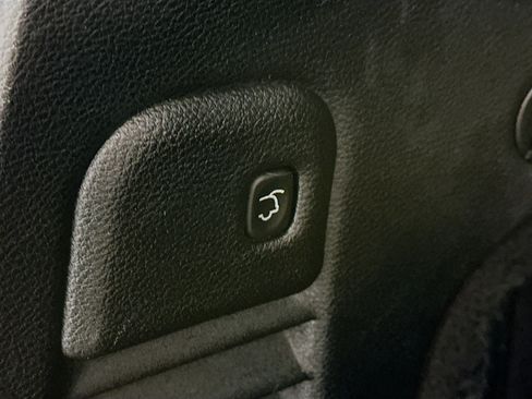 Used 2016 Jeep Grand Cherokee Limited image 32