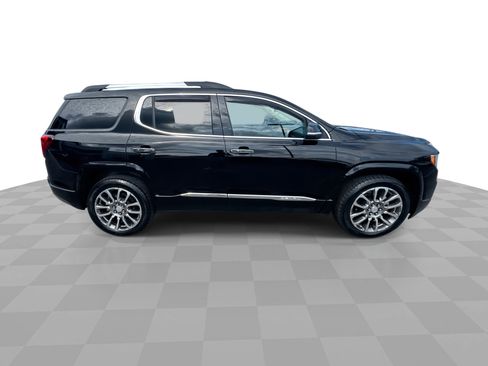 Used 2023 GMC Acadia Denali w/ Denali Ultimate Package AWD/4WD image 9