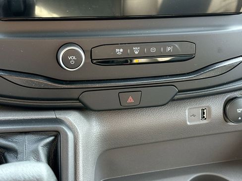 New 2026 Ford Transit 250 148 Medium Roof image 26