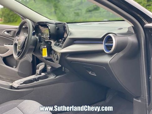 Used 2024 Chevrolet Trax LS FWD image 16