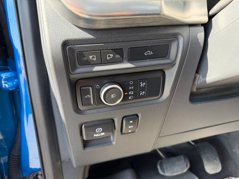 Used 2021 Ford F150 Lariat w/ Equipment Group 502A High AWD/4WD image 14