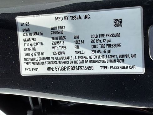 Used 2025 Tesla Model 3 Long Range AWD/4WD image 33