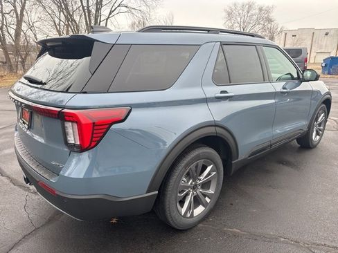 New 2026 Ford Explorer Active w/ Active Comfort Package image 5