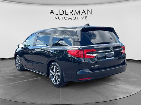 Used 2021 Honda Odyssey Touring image 4