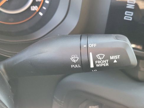 New 2025 Jeep Gladiator Rubicon w/ Convenience Group image 24