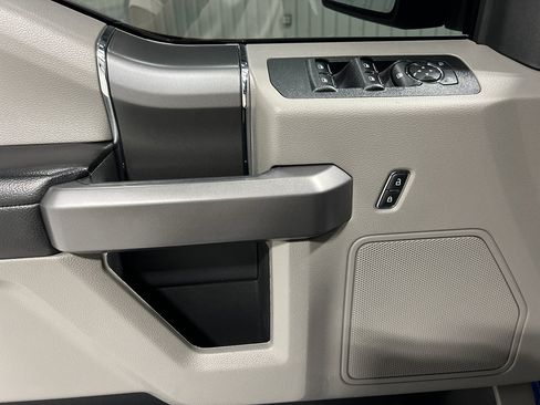 Used 2019 Ford F150 XLT w/ Equipment Group 302A Luxury image 22