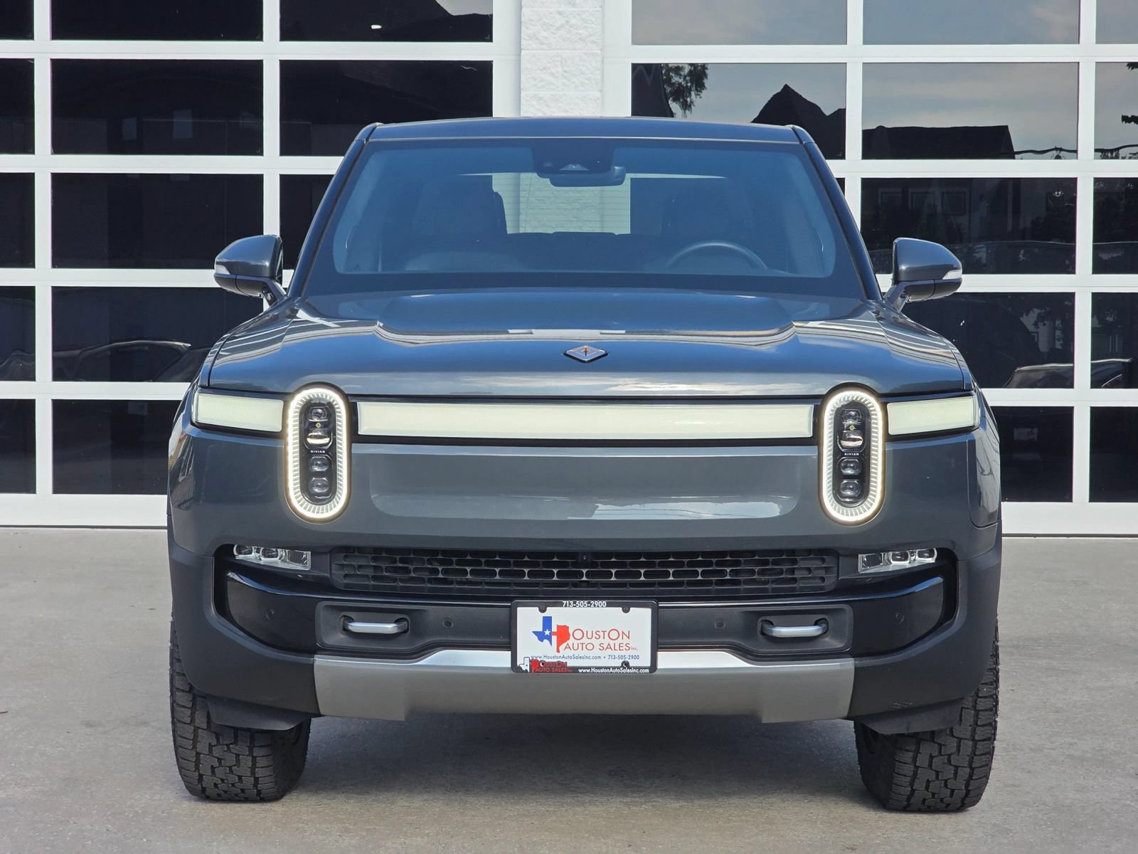 Used 2022 Rivian R1T Launch Edition AWD/4WD image 10