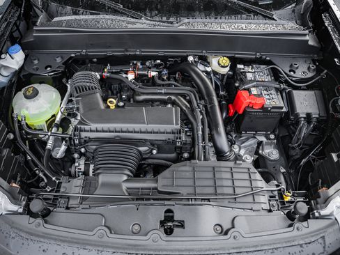 New 2026 Ford Maverick XLT w/ XLT Luxury Package image 18