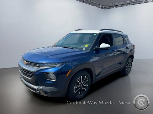 Used 2022 Chevrolet TrailBlazer ACTIV w/ Sun and Liftgate Package FWD image 8