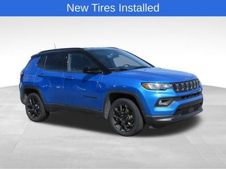 Used 2024 Jeep Compass Latitude w/ Convenience Group AWD/4WD video 2