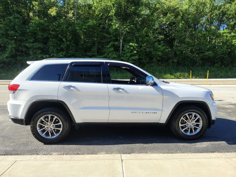 Used 2015 Jeep Grand Cherokee Limited AWD/4WD image 6