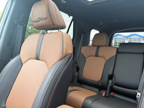 Used 2026 Honda Passport TrailSport Elite image 4