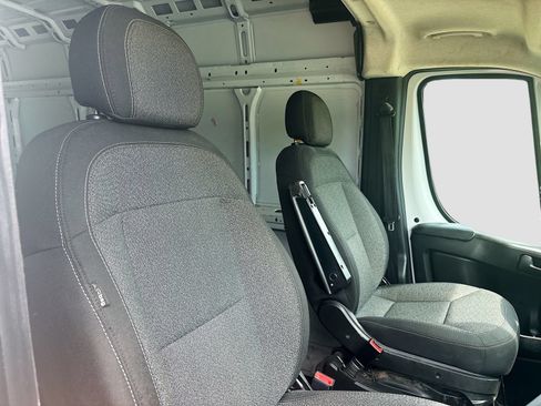 Used 2023 RAM ProMaster 2500 FWD image 21