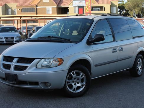 Used 2003 Dodge Grand Caravan Sport FWD image 3