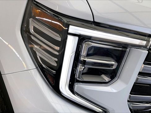 New 2026 GMC Sierra 1500 SLT w/ SLT Premium Plus Package image 15