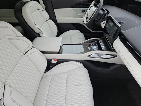 New 2026 Lincoln Nautilus Black Label image 13