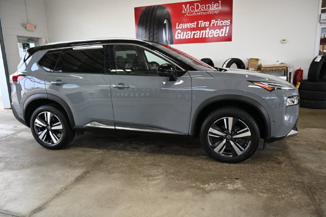 Used 2021 Nissan Rogue Platinum FWD image 4