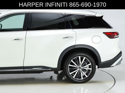 Used 2023 INFINITI QX60 Sensory w/ Vision Package AWD/4WD image 4