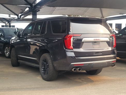 Used 2023 GMC Yukon Denali w/ LPO, Floor Liner Package AWD/4WD image 5