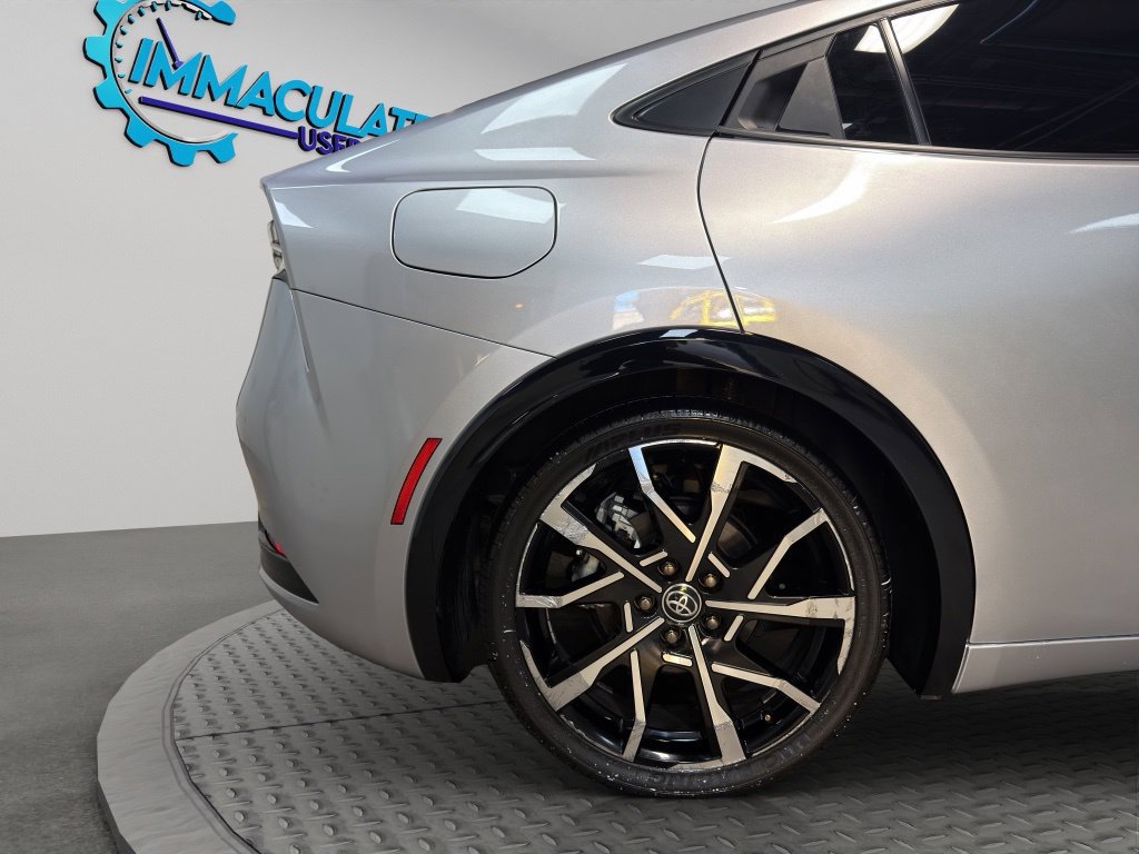 Used 2024 Toyota Prius Prime FWD image 26