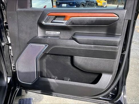 Used 2023 GMC Sierra 1500 Denali w/ Denali Reserve Package image 21