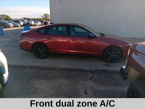 New 2025 Honda Accord SE image 3