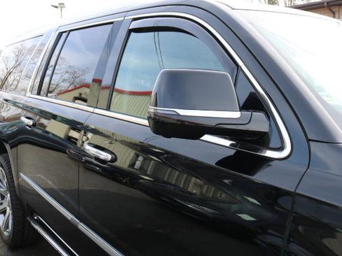 Used 2015 Cadillac Escalade ESV Premium image 9