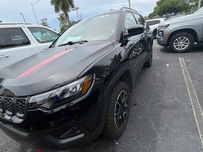 Used 2025 Jeep Compass Trailhawk