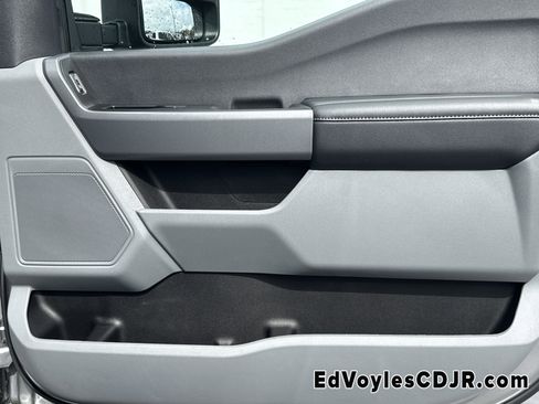 Used 2024 Ford F250 XLT w/ FX4 Off-Road Package image 18