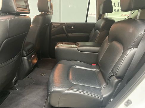 Used 2016 INFINITI QX80 Luxe w/ 22" Wheel Package image 34