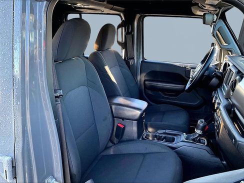 Used 2020 Jeep Gladiator Sport w/ Quick Order Package 24S image 19