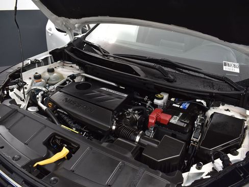 Used 2024 Nissan Rogue SV AWD/4WD image 28