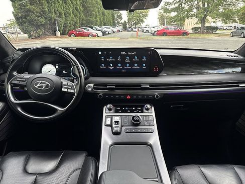 Used 2024 Hyundai Palisade Calligraphy FWD image 19