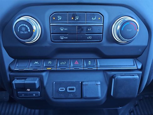 Certified 2024 GMC Sierra 1500 Pro w/ Pro Value Package image 19