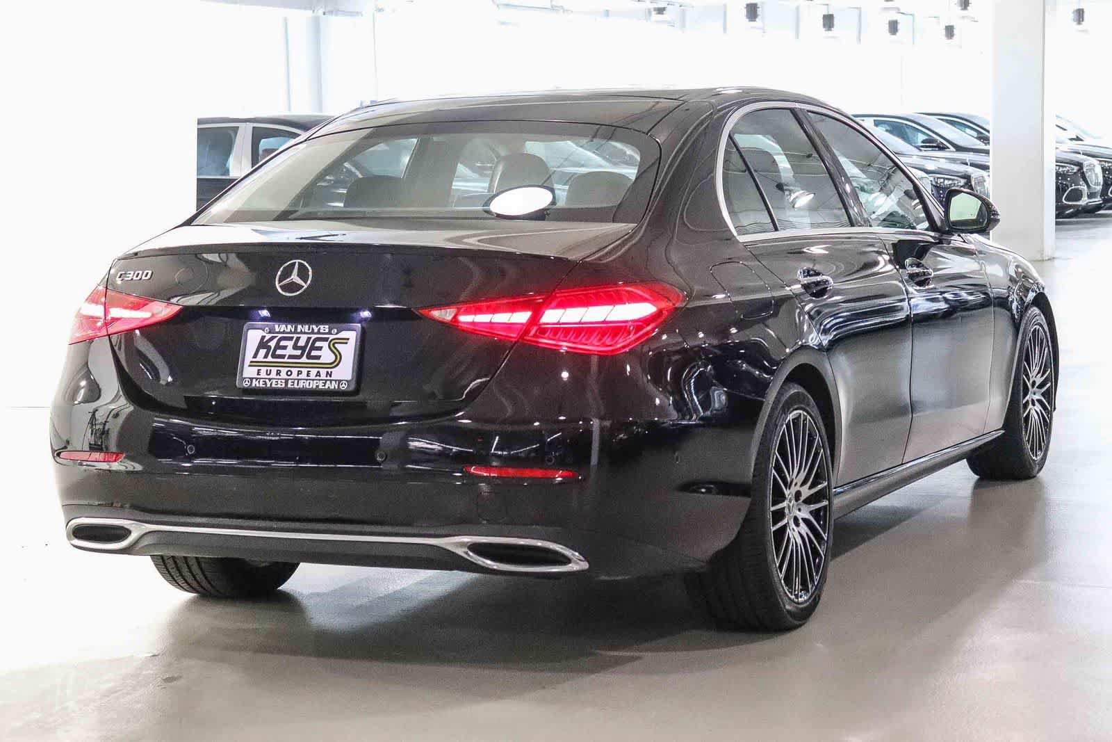Certified 2023 Mercedes-Benz C 300 Sedan image 4