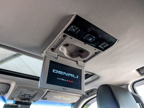 Used 2018 GMC Yukon XL Denali w/ Open Road Package image 40