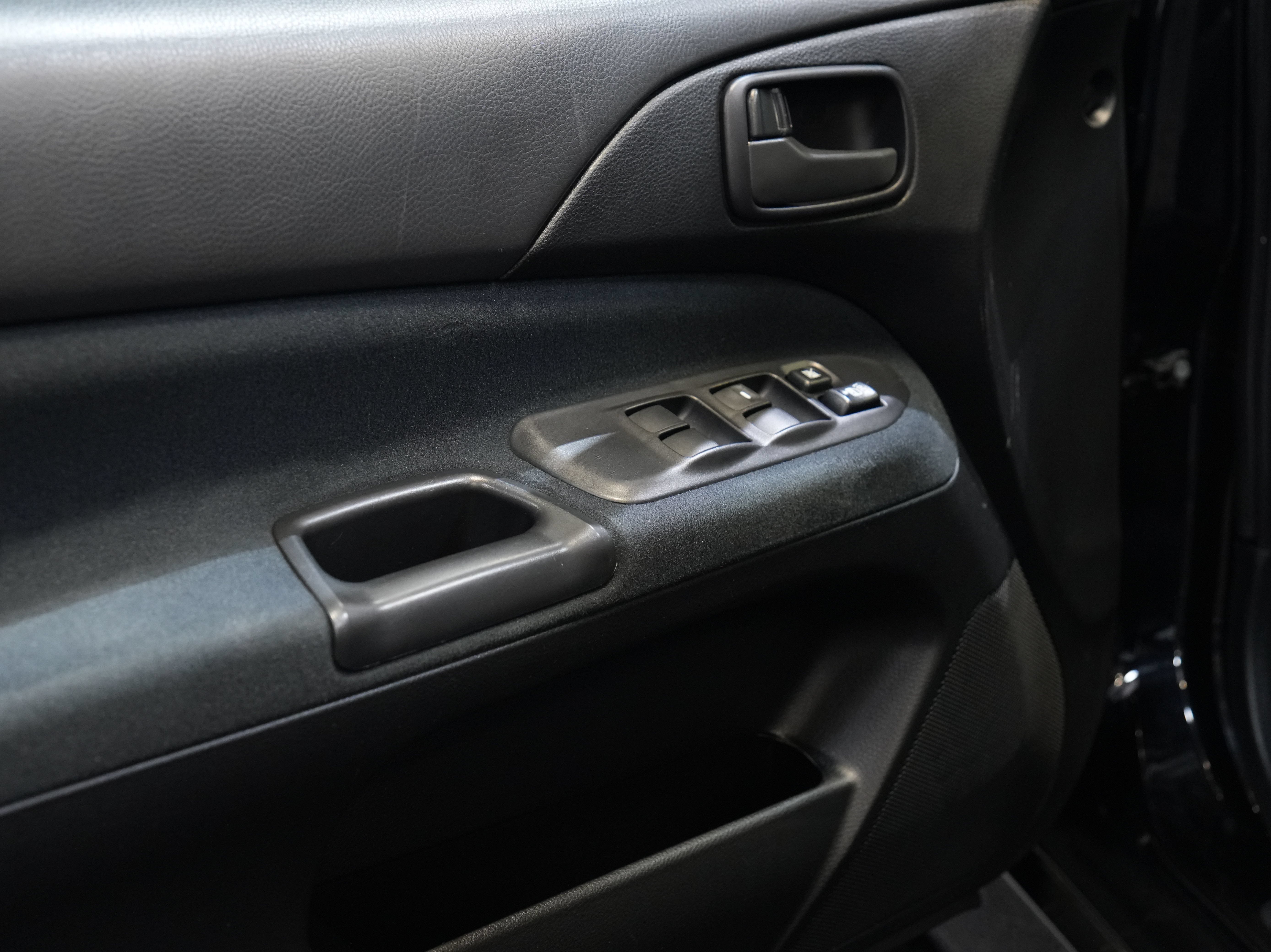 Used 2006 Mitsubishi Lancer Evolution AWD/4WD image 22
