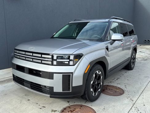 Used 2025 Hyundai Santa Fe SEL image 1