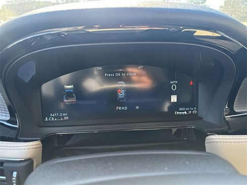 New 2026 Lincoln Corsair Premiere image 15