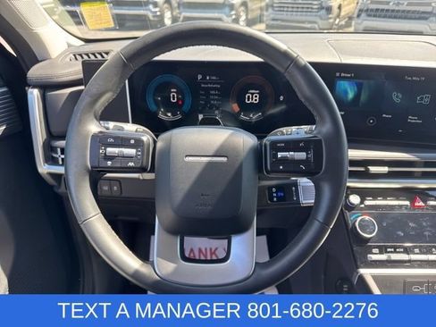 Used 2025 Hyundai Santa Fe SEL AWD/4WD image 17