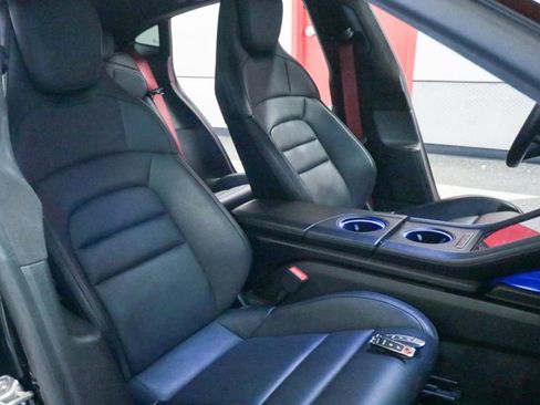 Used 2020 Porsche Taycan Turbo AWD/4WD image 27