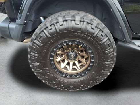 Used 2021 Jeep Wrangler Unlimited Rubicon w/ Trailer Tow Package AWD/4WD image 18
